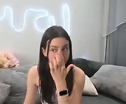 ainsleyedgington - webcam sex girl shy  18-years-old
