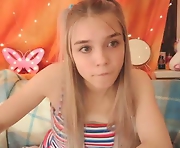 free live sex with cute 18-year-old cam  girl babyfromtheforest